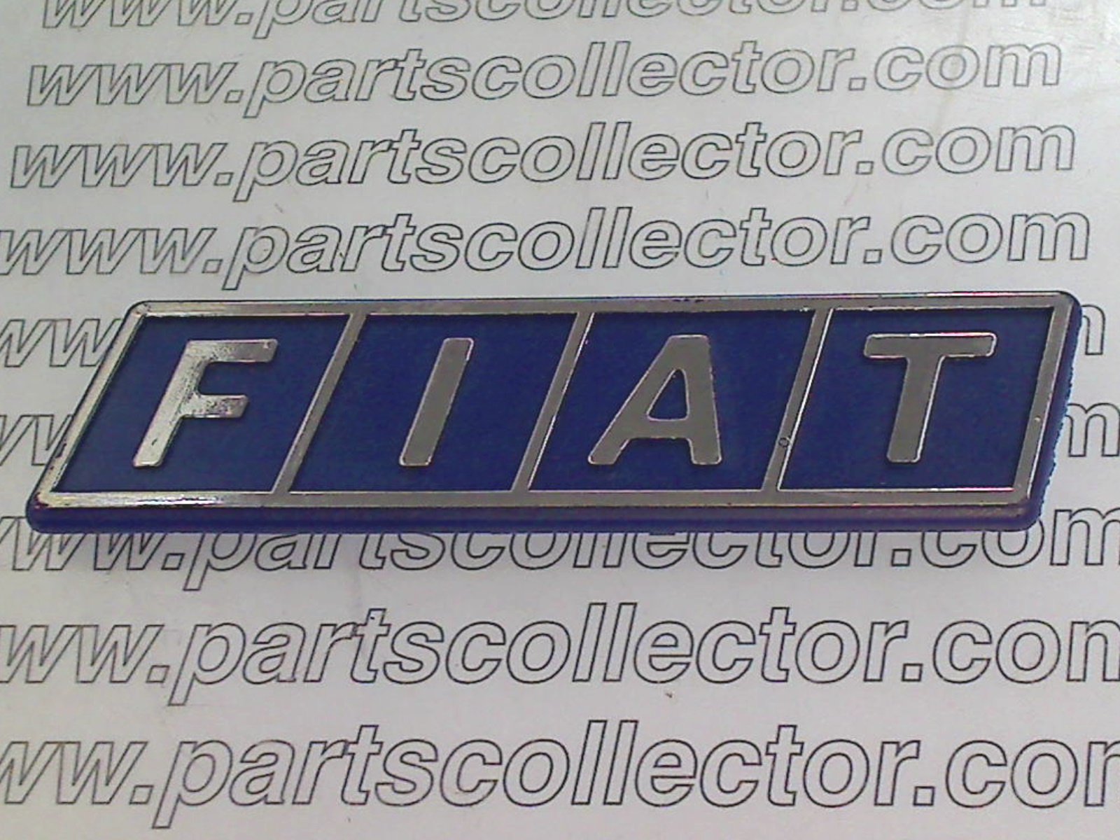 FIAT BADGE